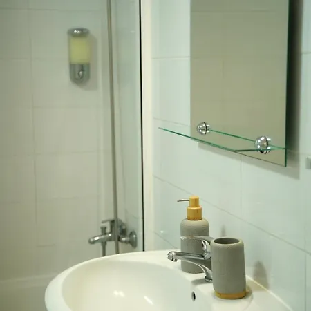 The Empress Atlantic Free Parking